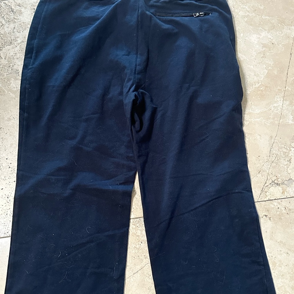 Elie Tahari men’s sweats